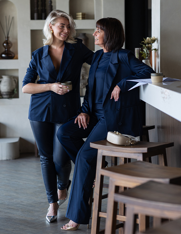 Broek Chica's Met Koordje Donkerblauw