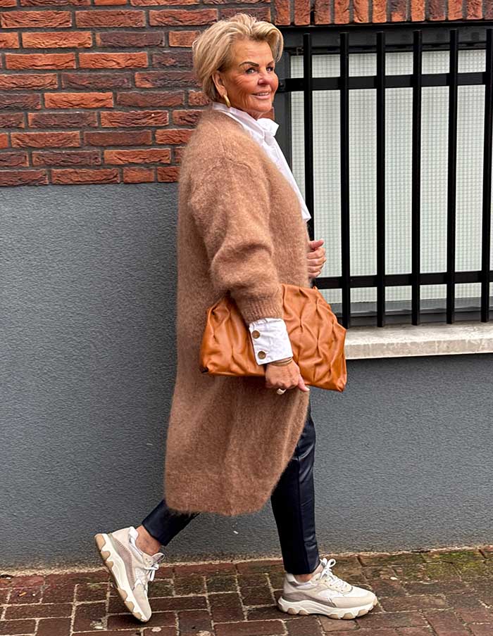 Vest Unique Long 22313 Cognac