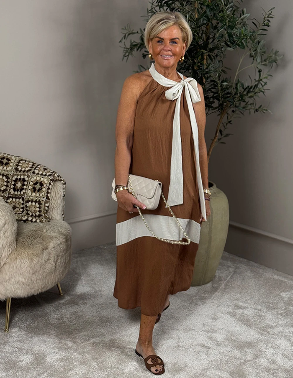 Jurk Moana Uni Camel