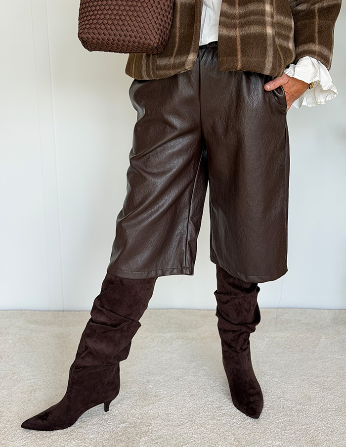 Bermuda Basic Leather 30326 Donkerbruin